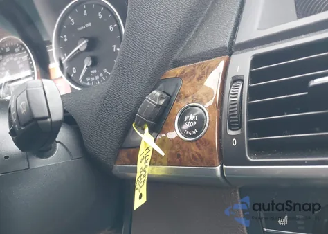 2013 BMW X5 xDrive35I/xDrive35I Premium/xDrive35I Sport Activity from USA, damaged, VIN 5UXZV4C50D0G51370